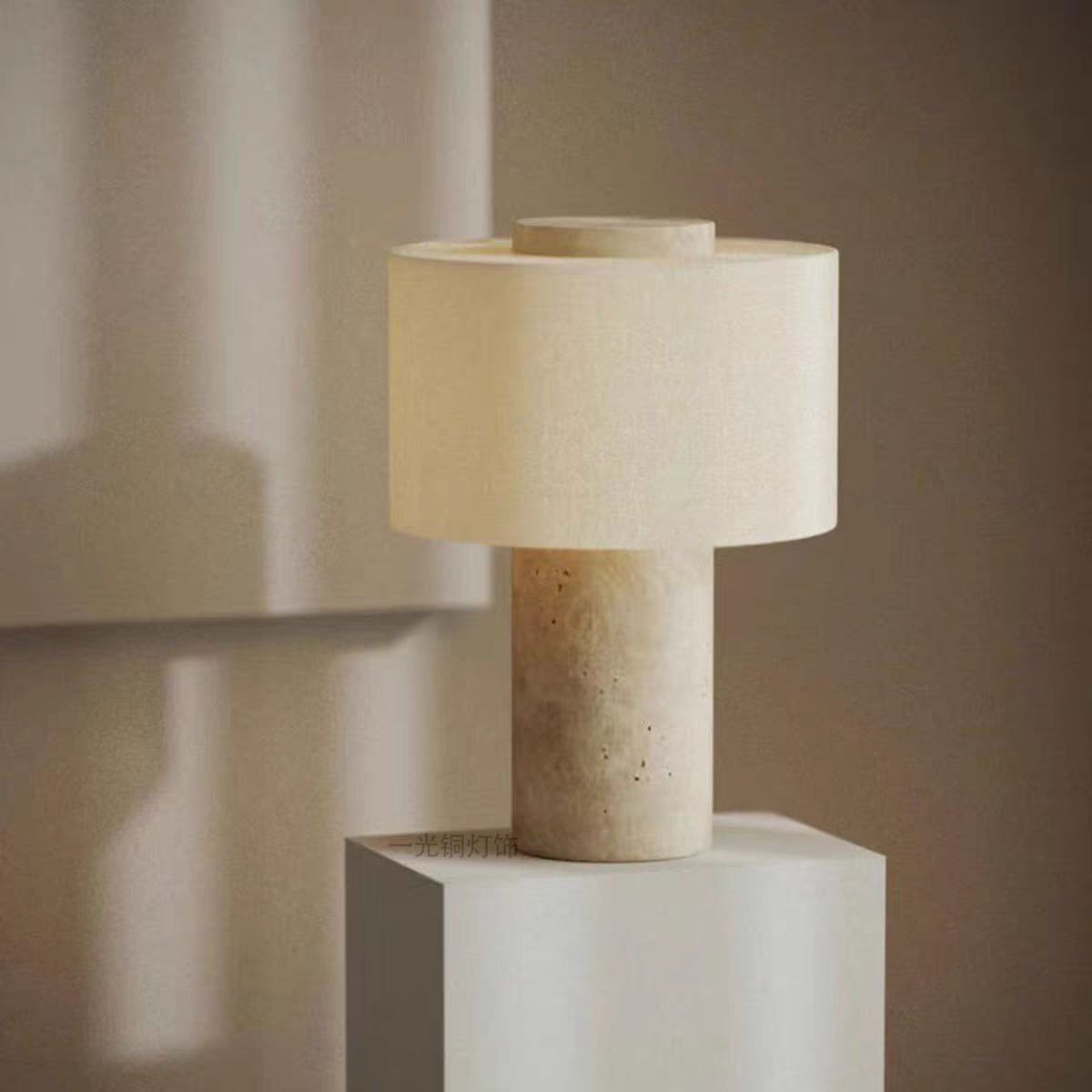 Настольная лампа VINECORE by Romatti