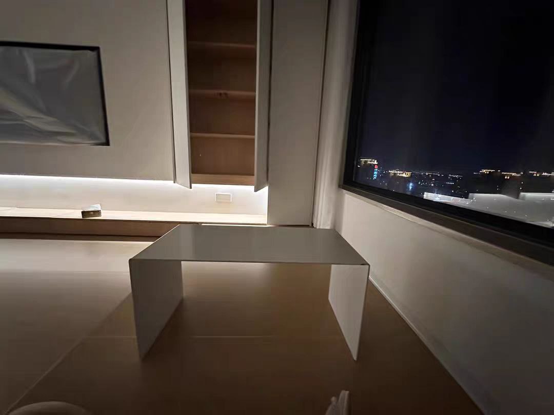 Приставной столик TECTON by Romatti