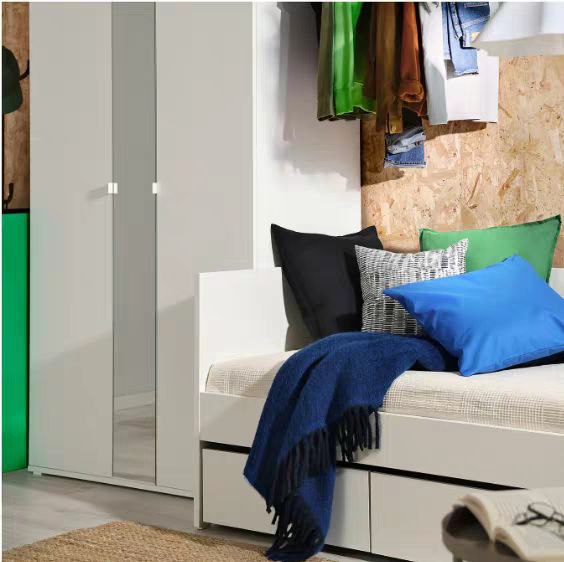 Кровать EMBRACE by Romatti