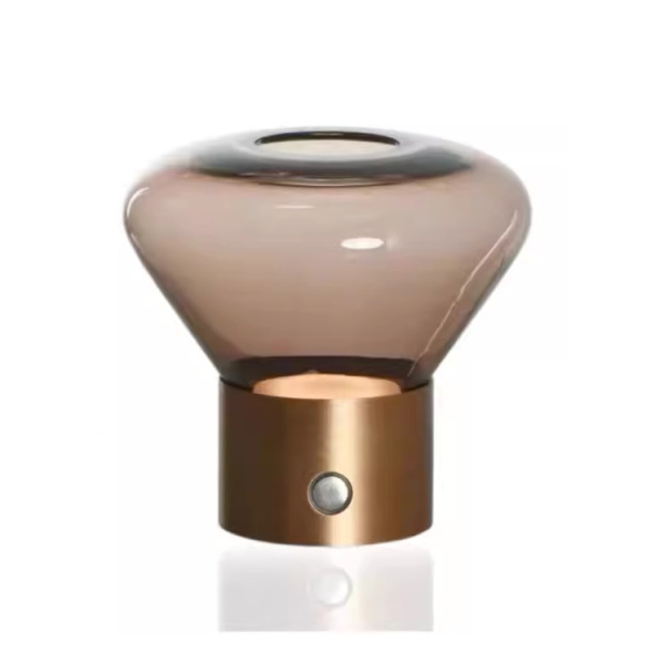 Дизайнерские настольные лампы в скандинавском стиле