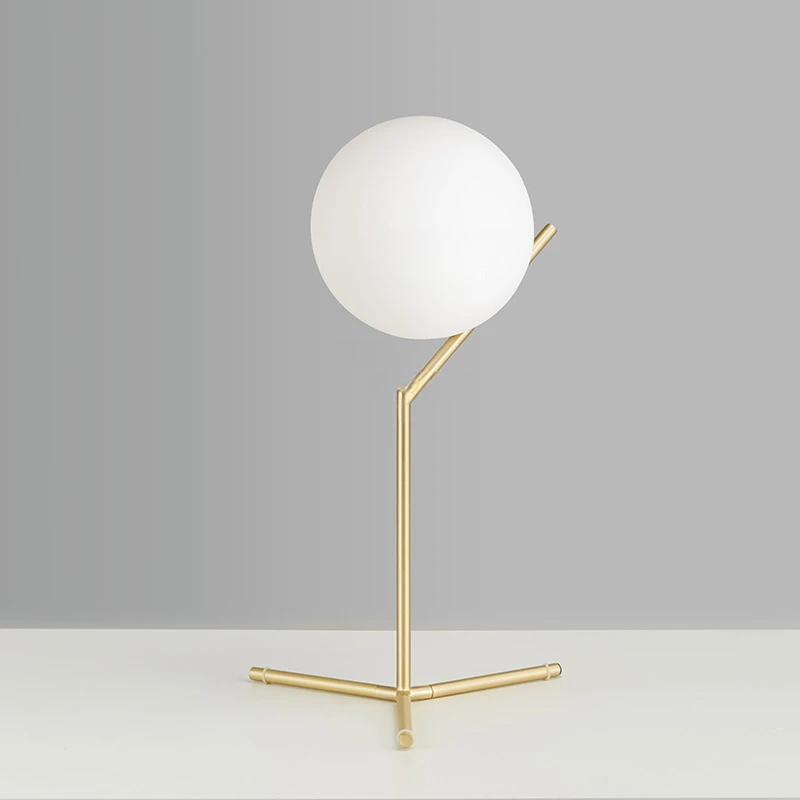 Настольная лампа IC by Romatti