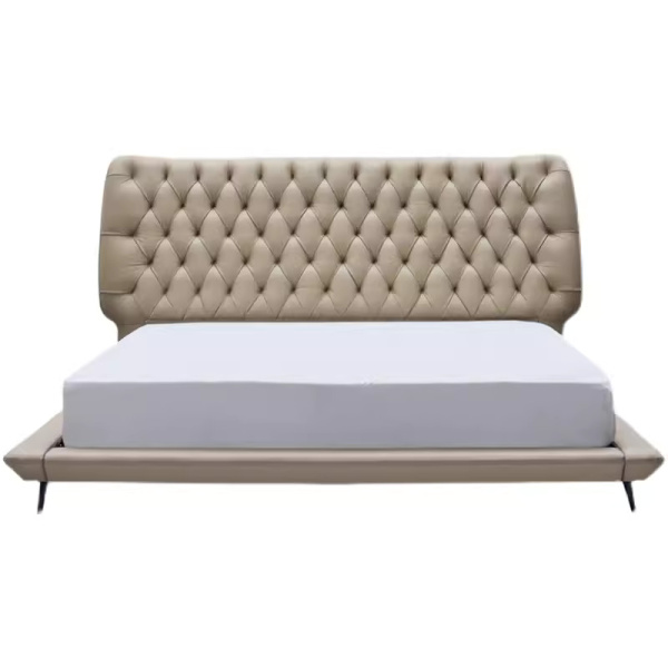 Дизайнерские кровати из кожи