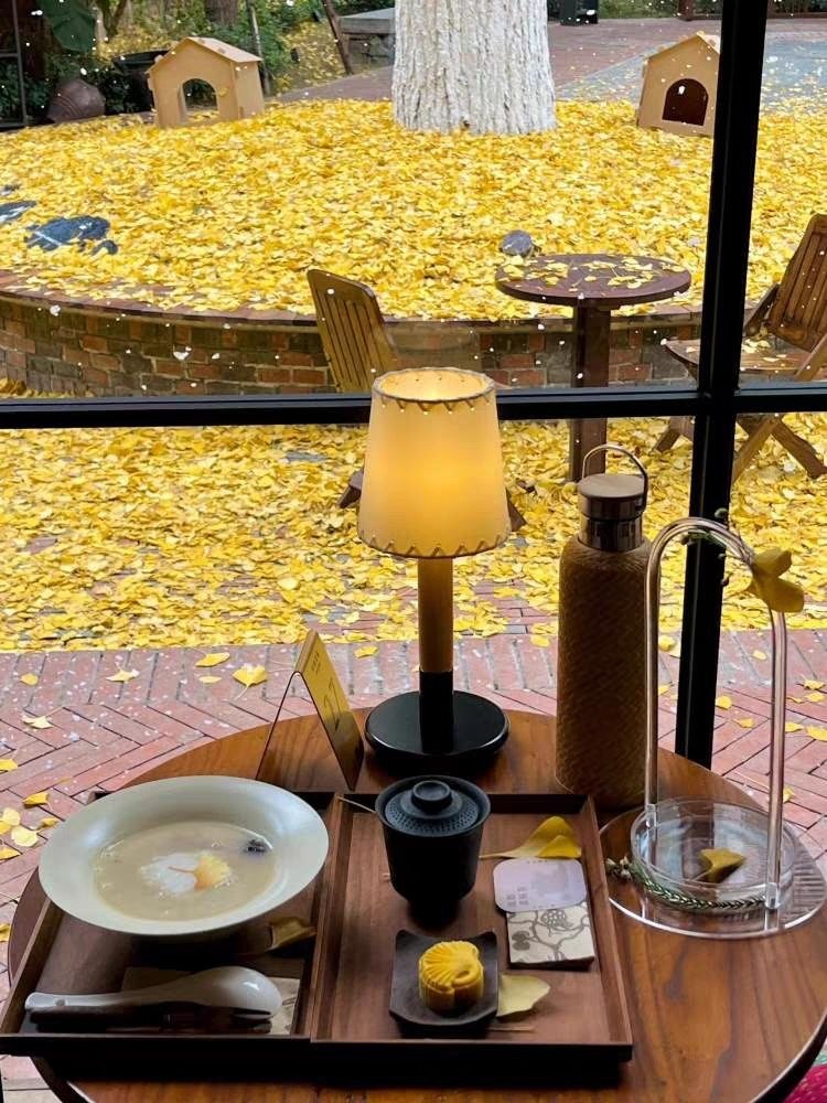 Настольная лампа B.M.B by Romatti