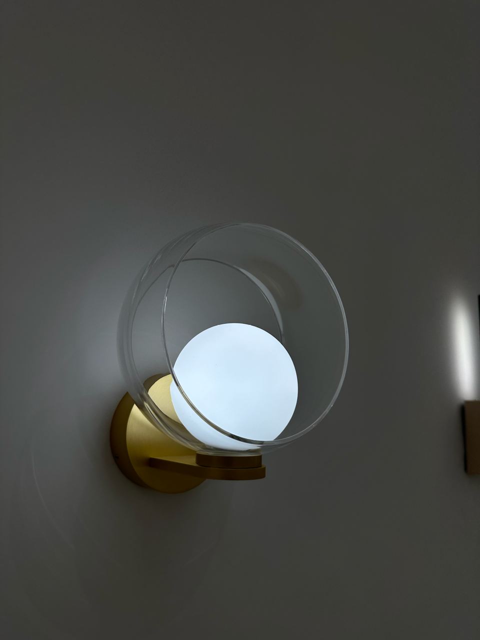 Настенный светильник (Бра) GARBANY by Romatti