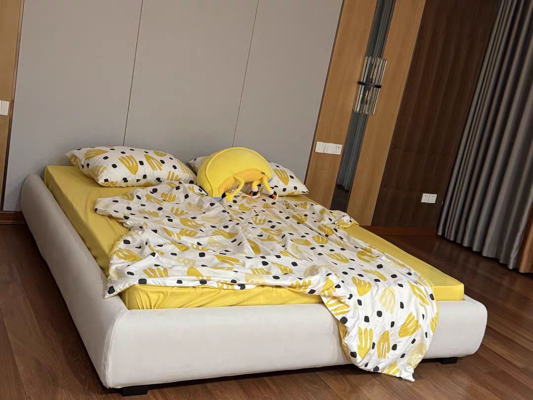 Кровать HUSH by Romatti