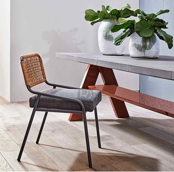 Дизайнерский стул на металлокаркасе Meridiani by Romatti