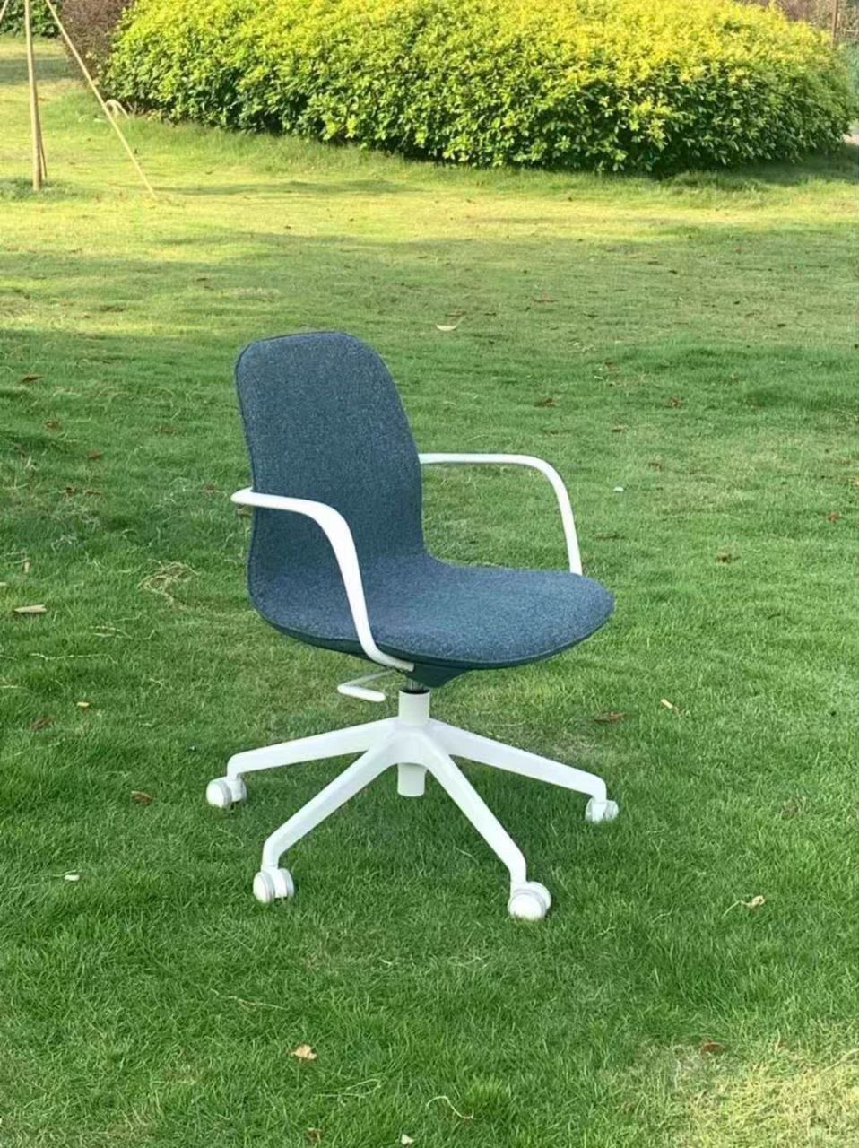 Офисное кресло CONTOUR by Romatti