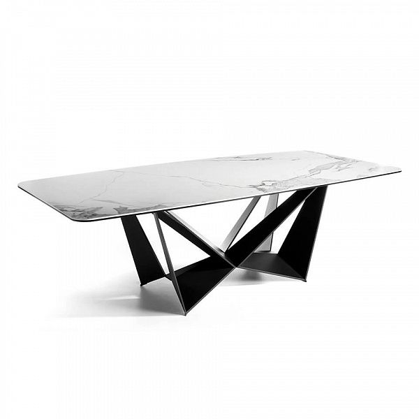 Дизайнерские обеденные столы